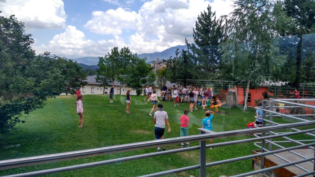 Alberg la Bruna Bellver De Cerdanya Bagian luar foto