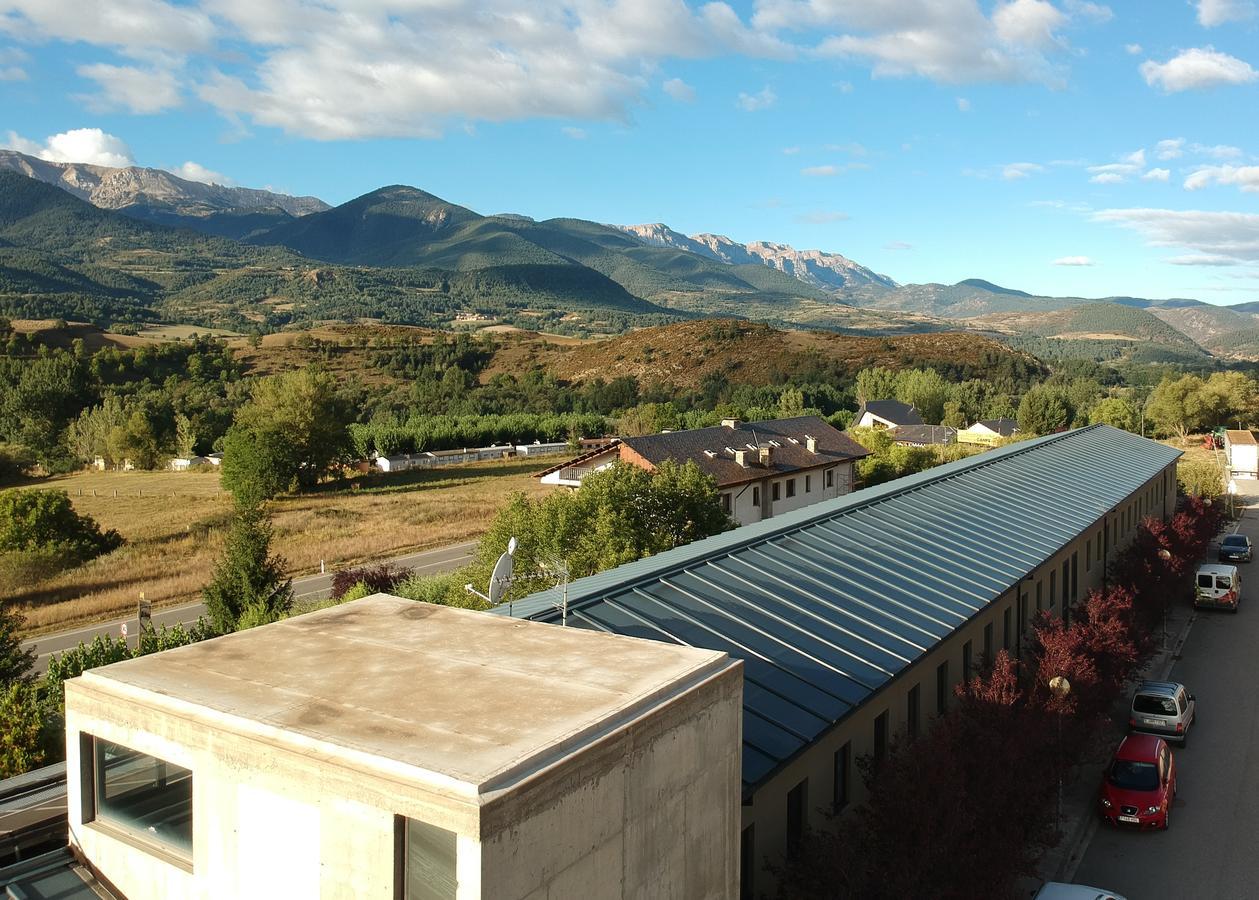 Alberg la Bruna Bellver De Cerdanya Bagian luar foto