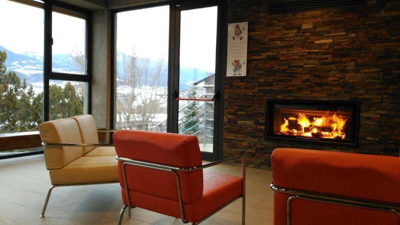 Alberg la Bruna Bellver De Cerdanya Bagian luar foto